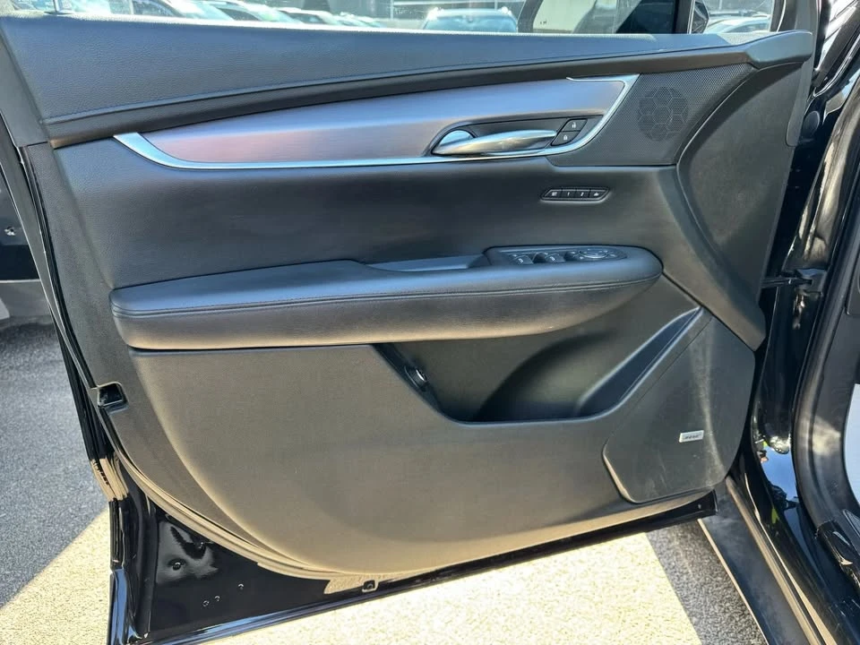 2017 Cadillac XT5 - Image 14 of 20