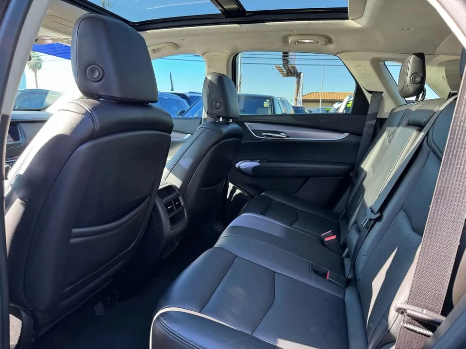 2017 Cadillac XT5 - Image 15 of 20