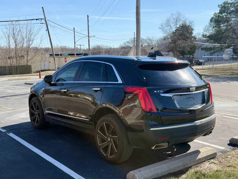 2017 Cadillac XT5 - Image 8 of 17
