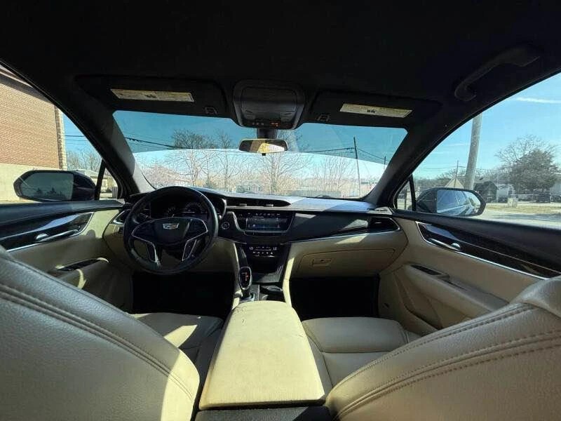 2017 Cadillac XT5 - Image 12 of 17