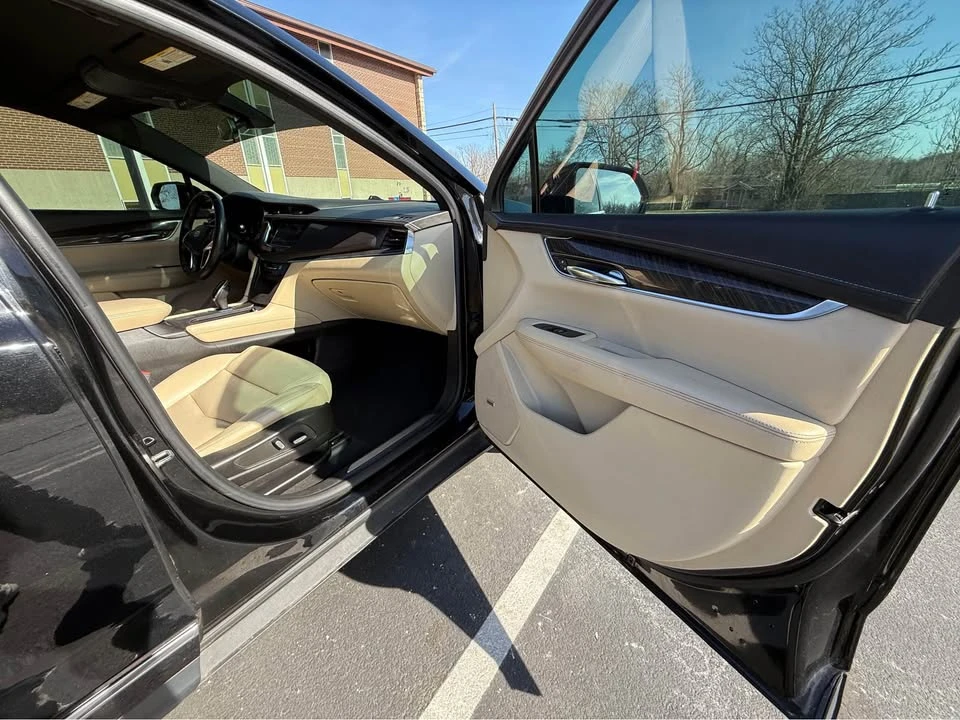 2017 Cadillac XT5 - Image 11 of 15