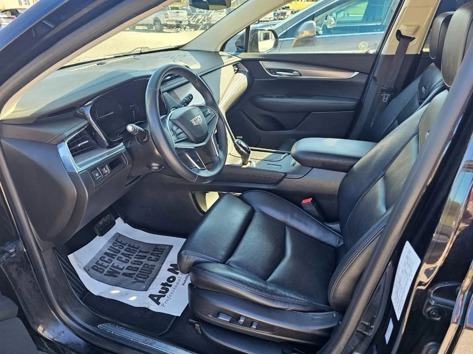 2017 Cadillac XT5 - Image 4 of 5