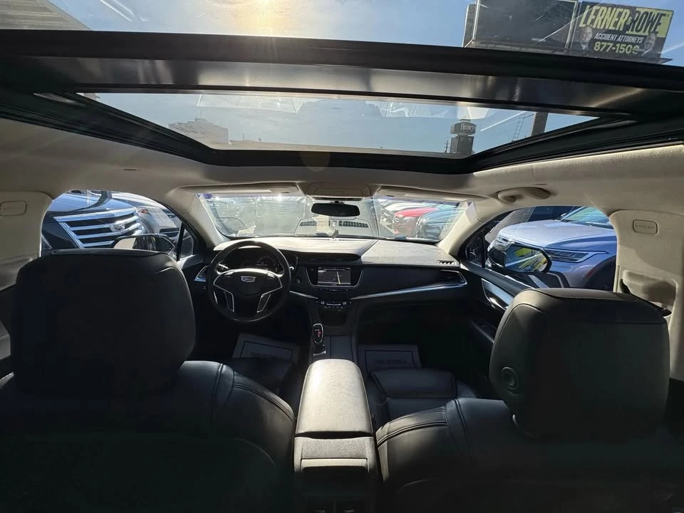2017 Cadillac XT5 - Image 19 of 20