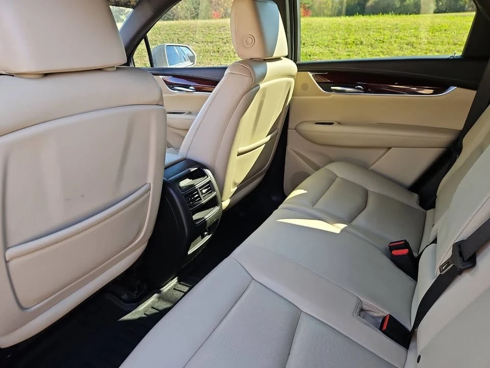 2017 Cadillac XT5 - Image 12 of 20
