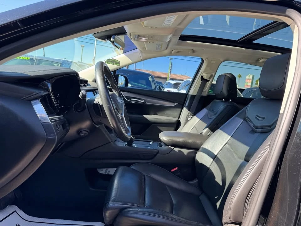 2017 Cadillac XT5 - Image 12 of 20