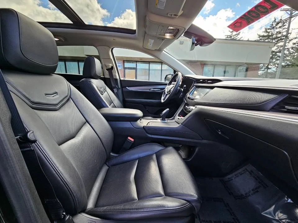 2017 Cadillac XT5 - Image 10 of 19