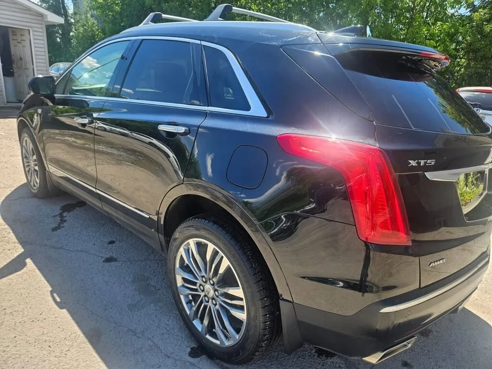 2017 Cadillac XT5 - Image 2 of 19
