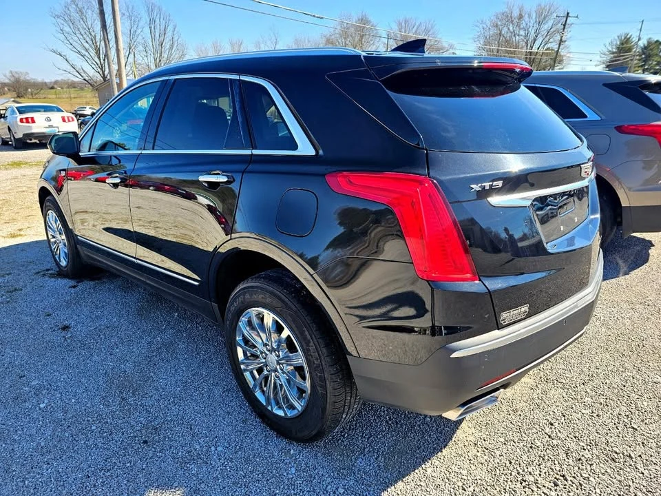 2017 Cadillac XT5 - Image 3 of 5