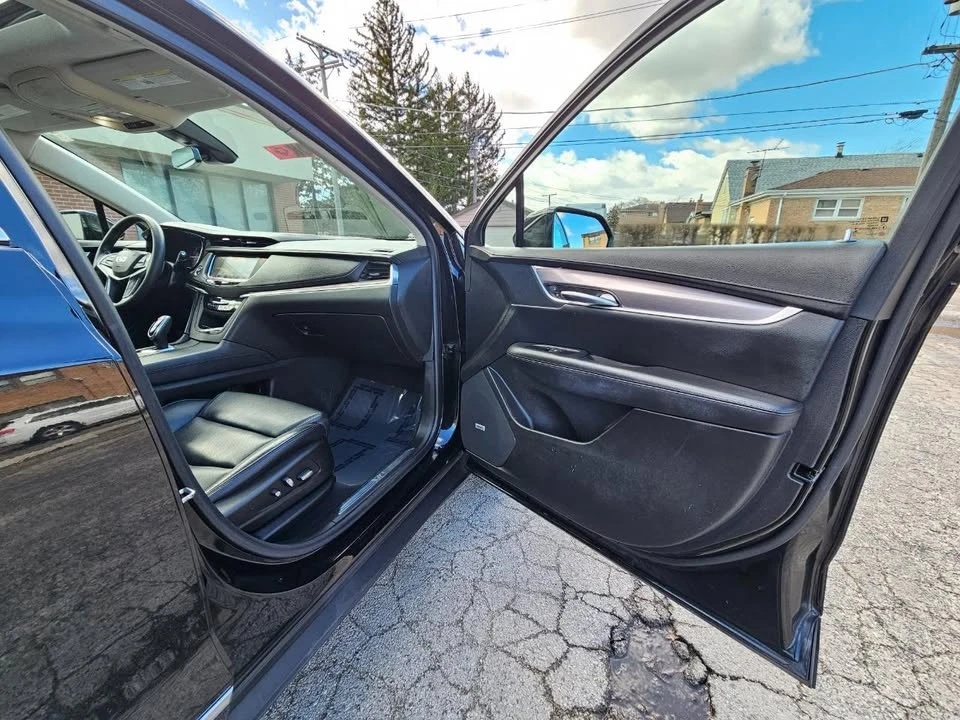 2017 Cadillac XT5 - Image 9 of 19