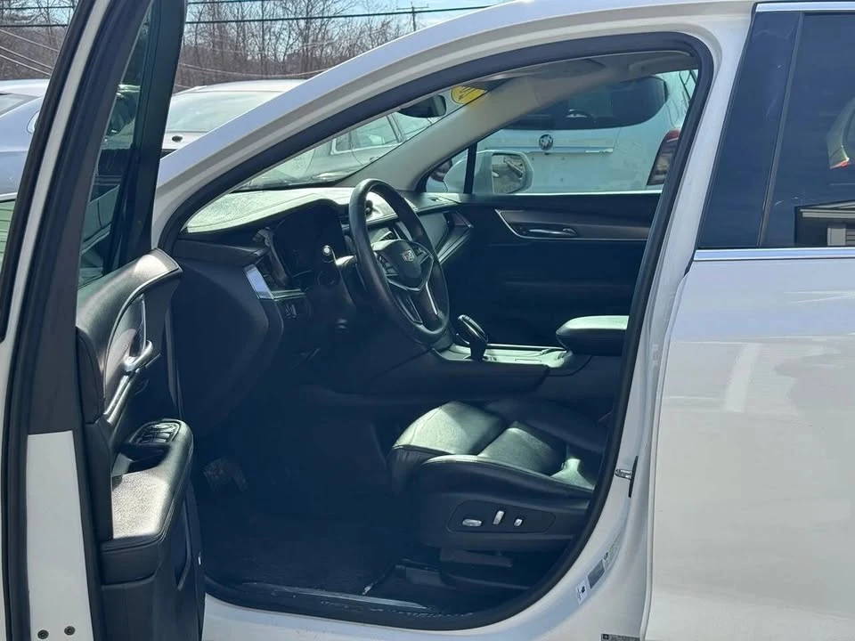 2017 Cadillac XT5 - Image 10 of 20