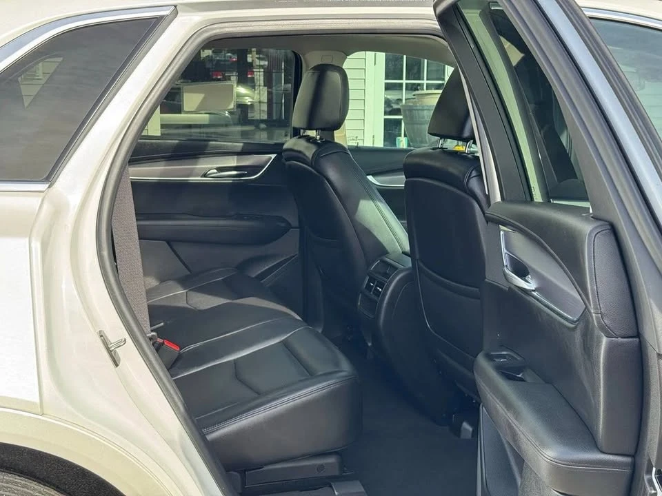 2017 Cadillac XT5 - Image 13 of 20