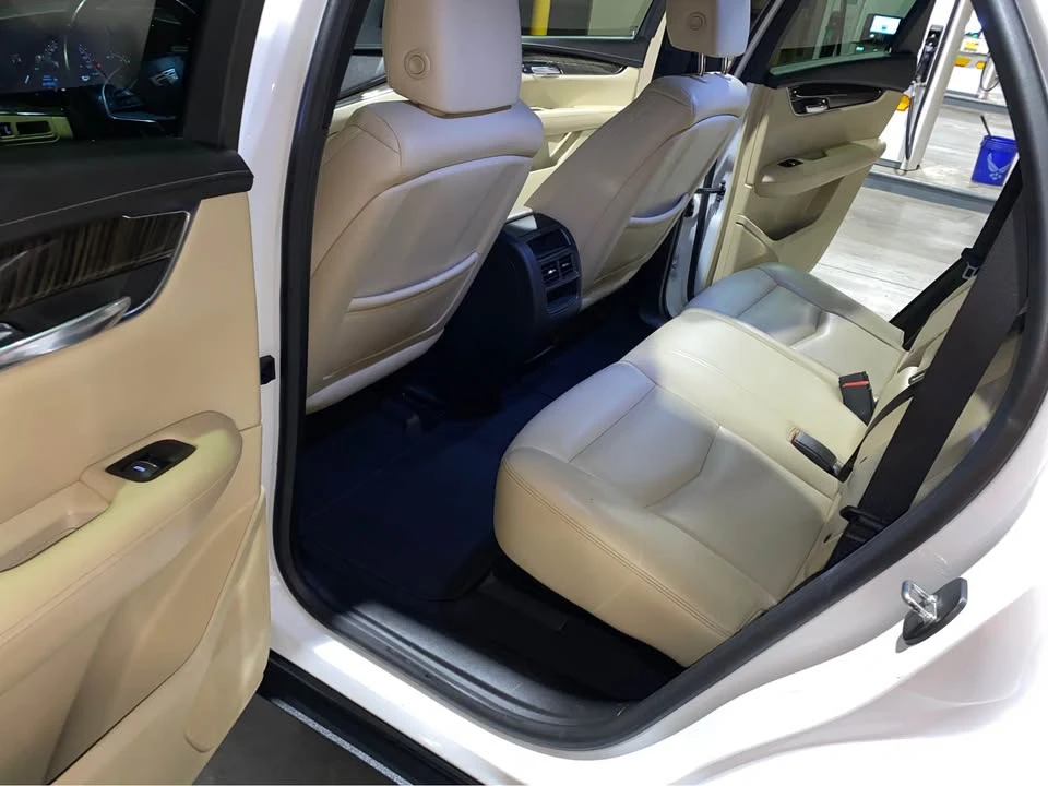 2017 Cadillac XT5 - Image 8 of 13