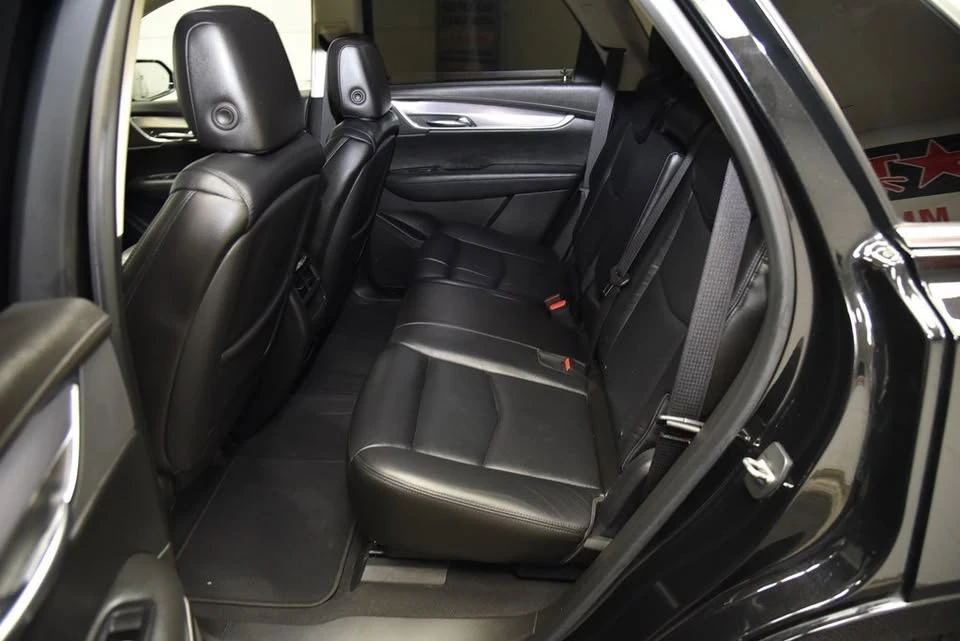 2017 Cadillac XT5 - Image 15 of 20