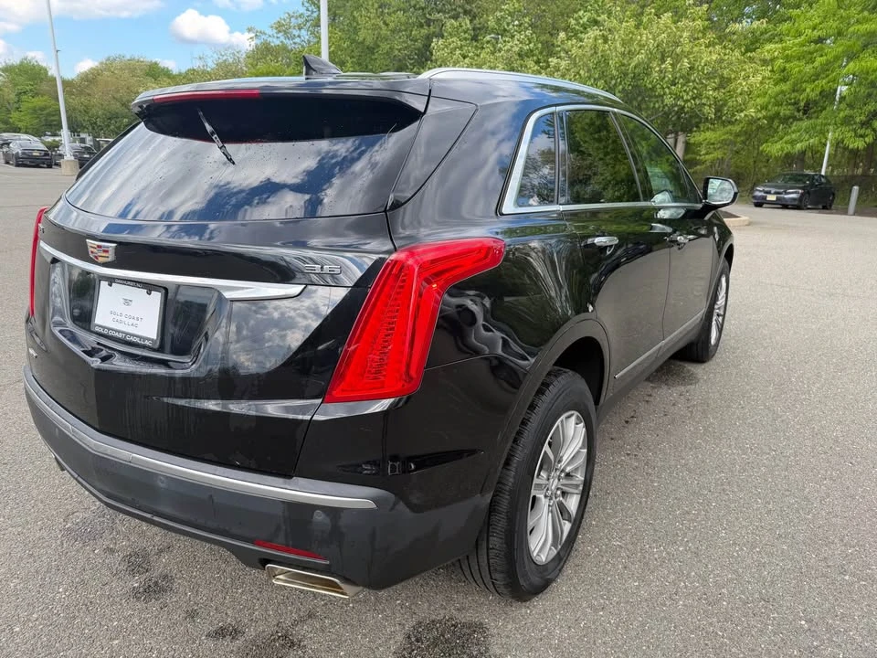2017 Cadillac XT5 - Image 5 of 10