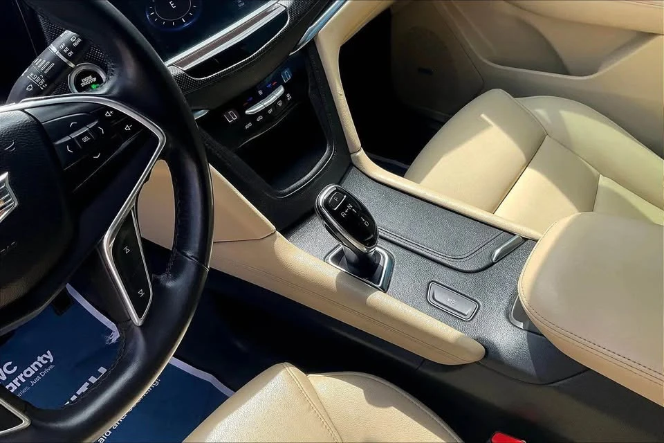 2017 Cadillac XT5 - Image 15 of 20
