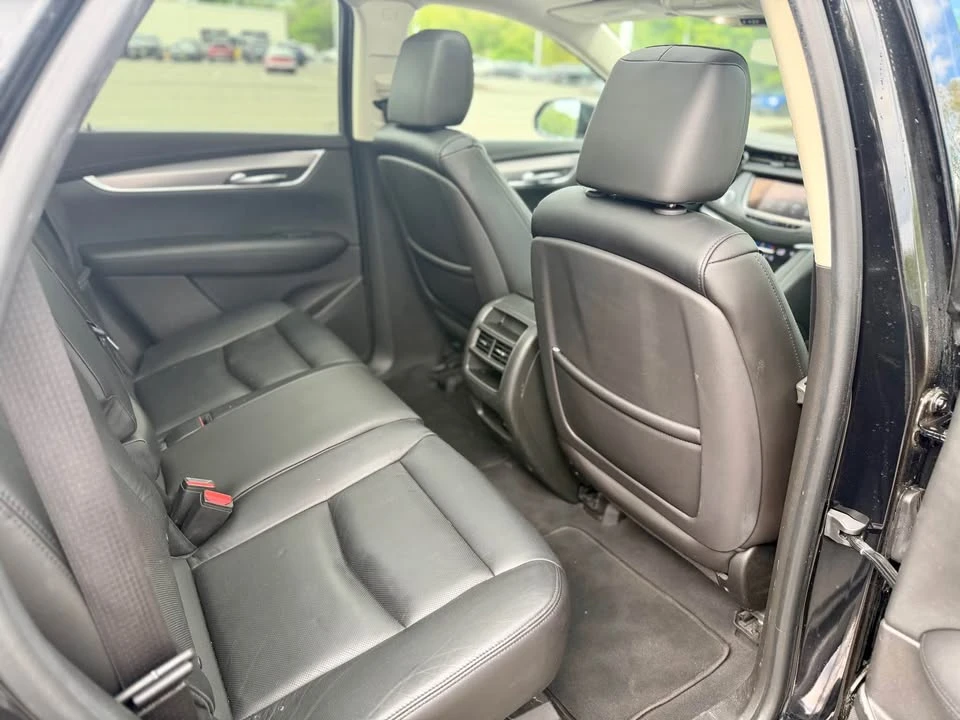 2017 Cadillac XT5 - Image 7 of 10