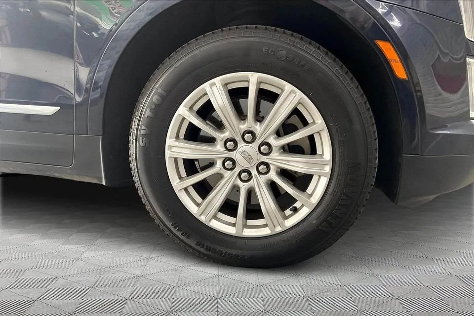 2017 Cadillac XT5 - Image 10 of 20