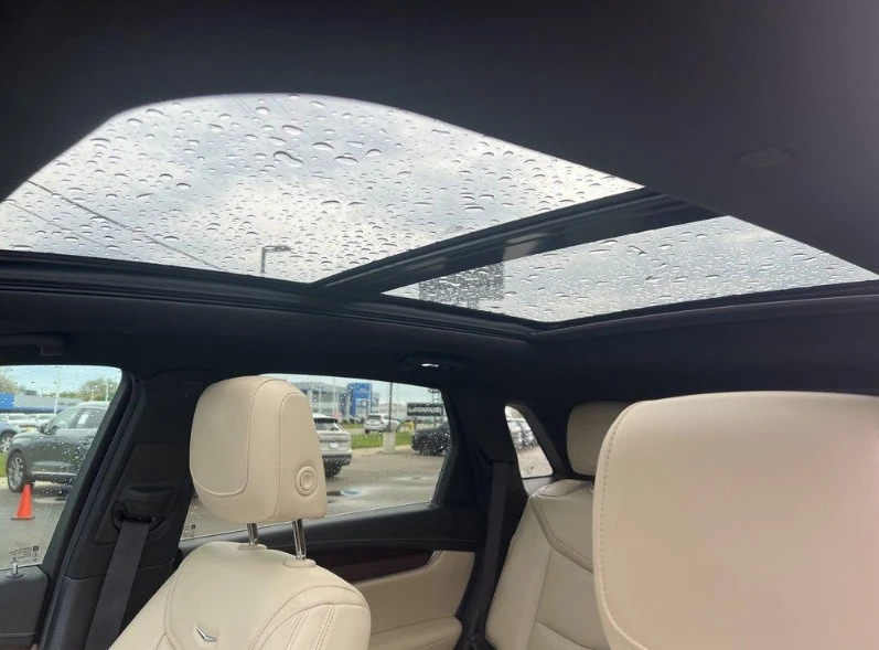 2017 Cadillac XT5 - Image 12 of 13