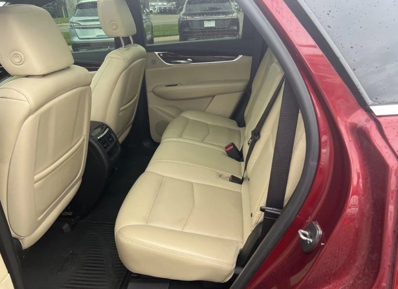 2017 Cadillac XT5 - Image 11 of 13