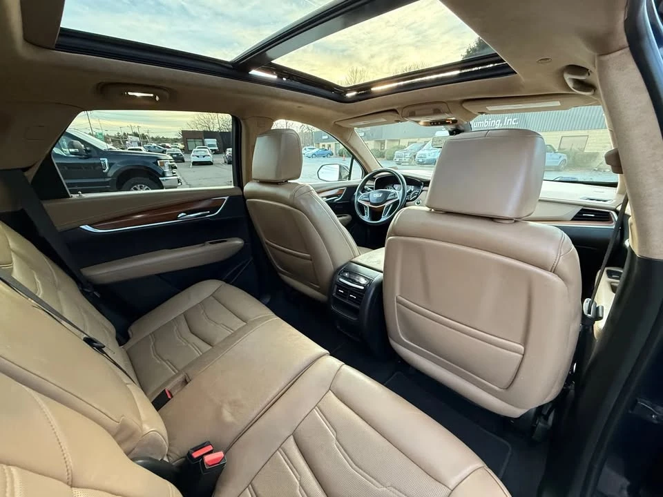 2017 Cadillac XT5 - Image 15 of 18