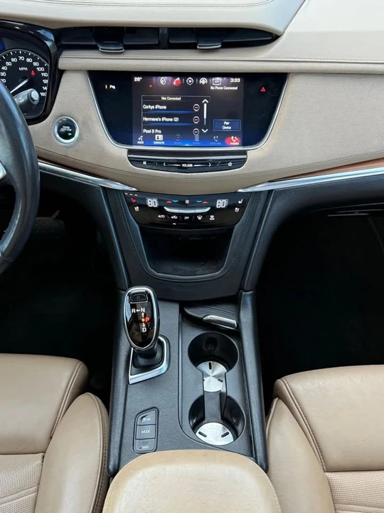 2017 Cadillac XT5 - Image 17 of 18