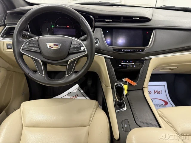 2017 Cadillac XT5 - Image 15 of 18