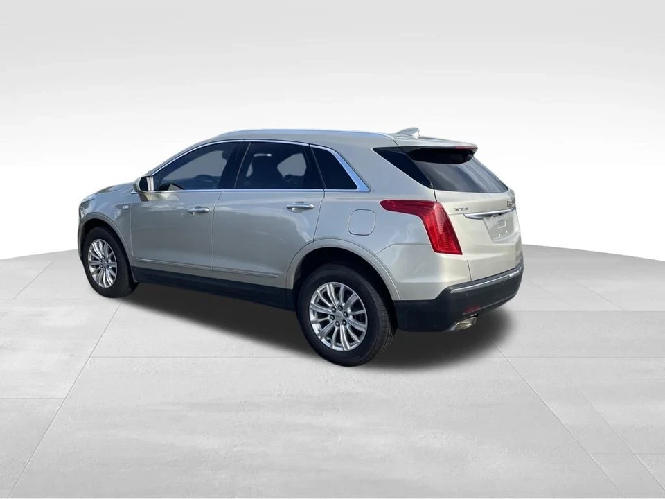 2017 Cadillac XT5 - Image 4 of 12