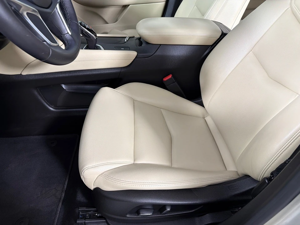 2017 Cadillac XT5 - Image 12 of 21