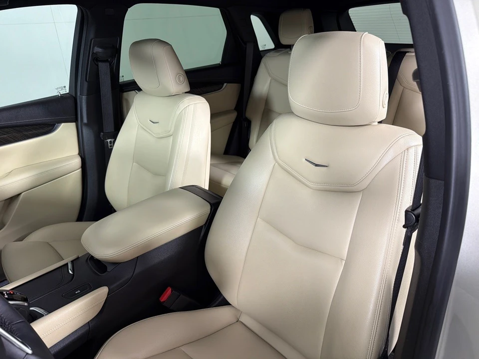2017 Cadillac XT5 - Image 13 of 21