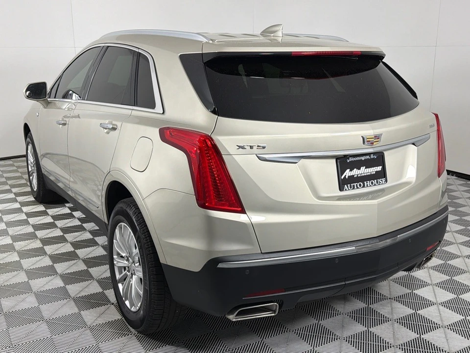 2017 Cadillac XT5 - Image 7 of 21