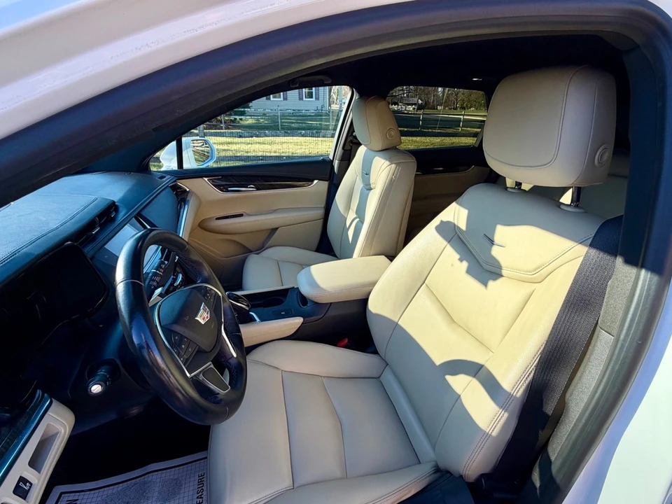 2017 Cadillac XT5 - Image 4 of 15