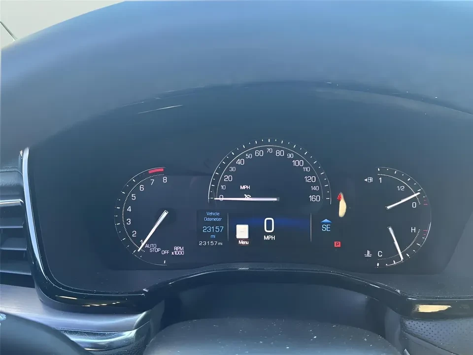 2017 Cadillac XT5 - Image 17 of 20