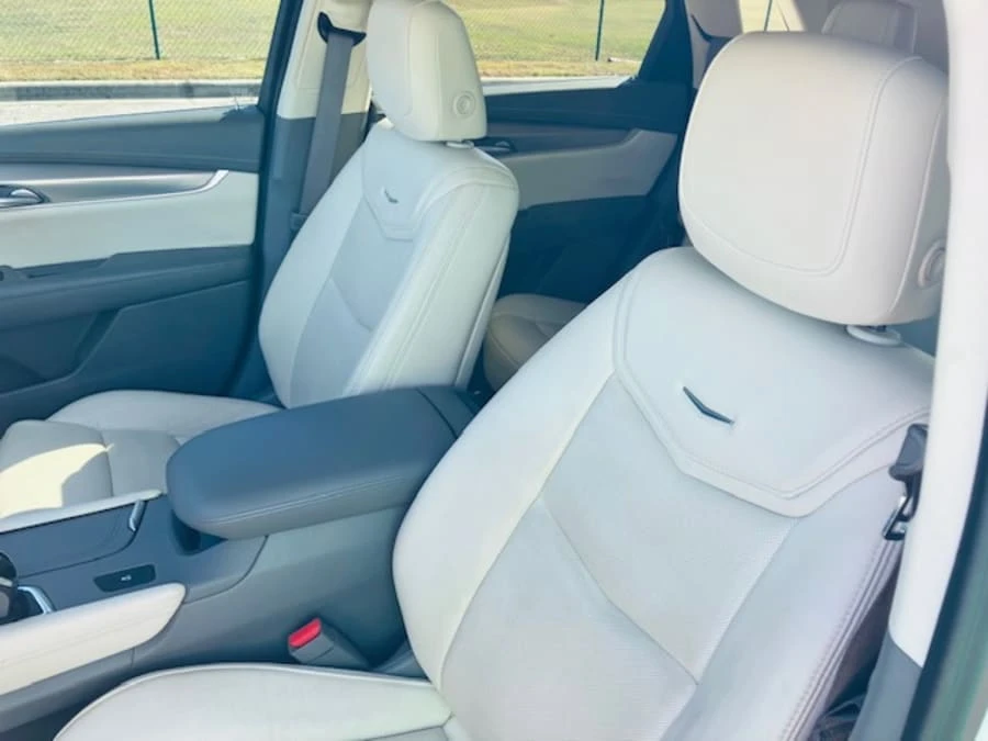 2017 Cadillac XT5 - Image 10 of 15