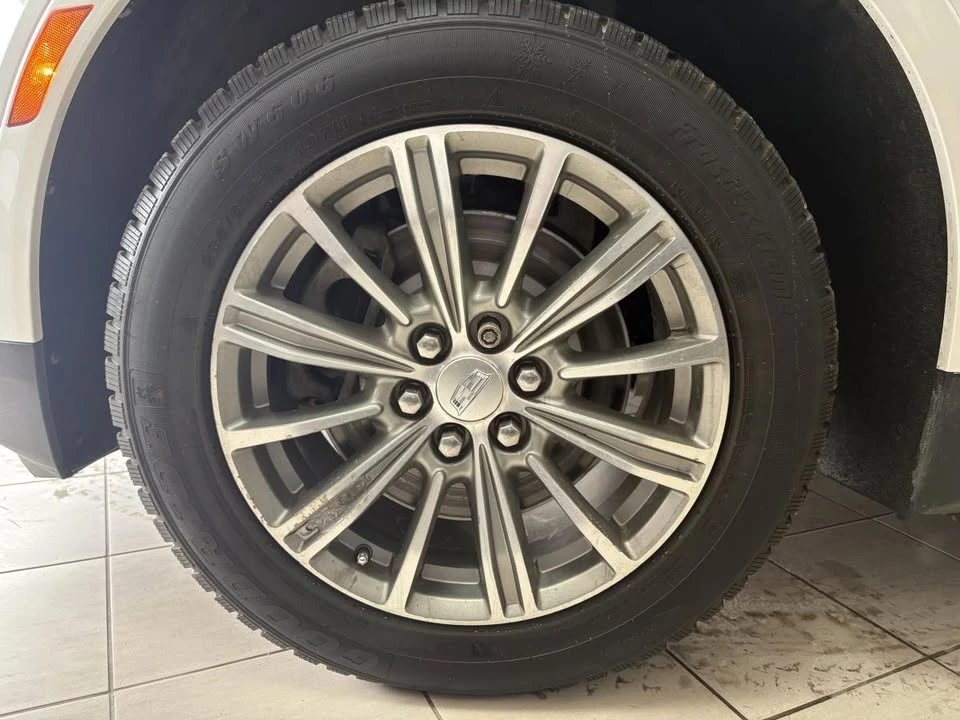 2017 Cadillac XT5 - Image 9 of 20