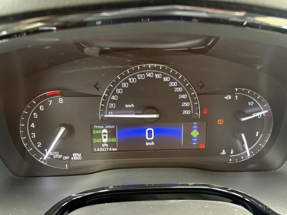 2017 Cadillac XT5 - Image 15 of 20