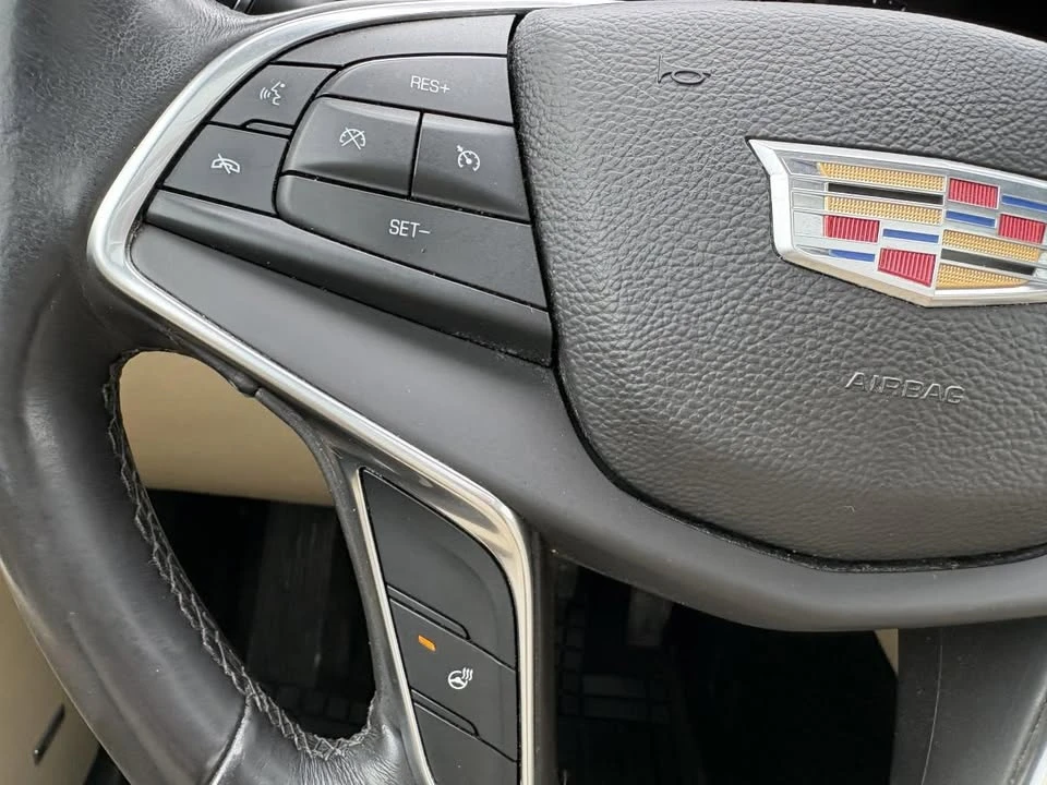 2017 Cadillac XT5 - Image 17 of 20