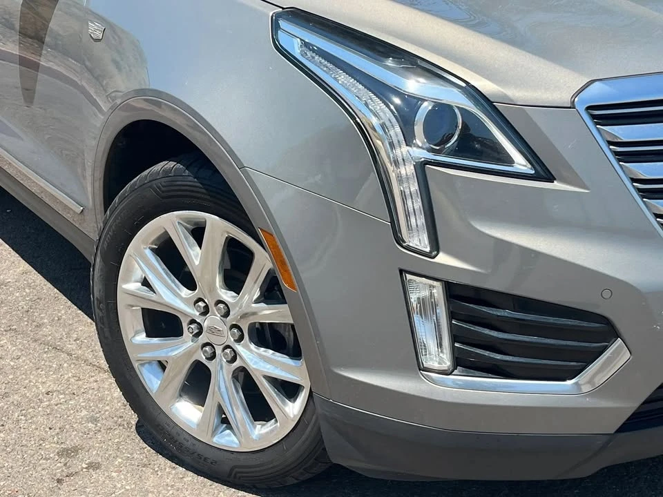 2017 Cadillac XT5 - Image 2 of 20