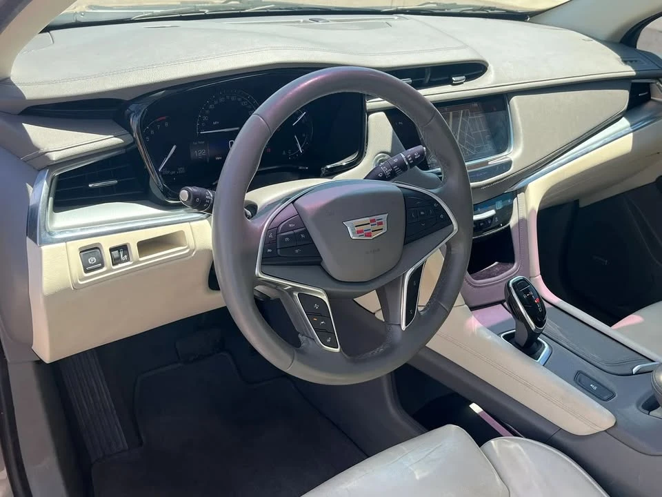 2017 Cadillac XT5 - Image 16 of 20