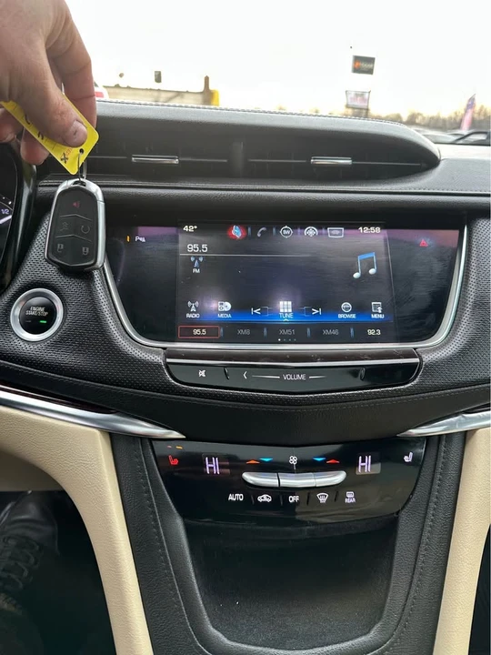 2017 Cadillac XT5 - Image 19 of 19