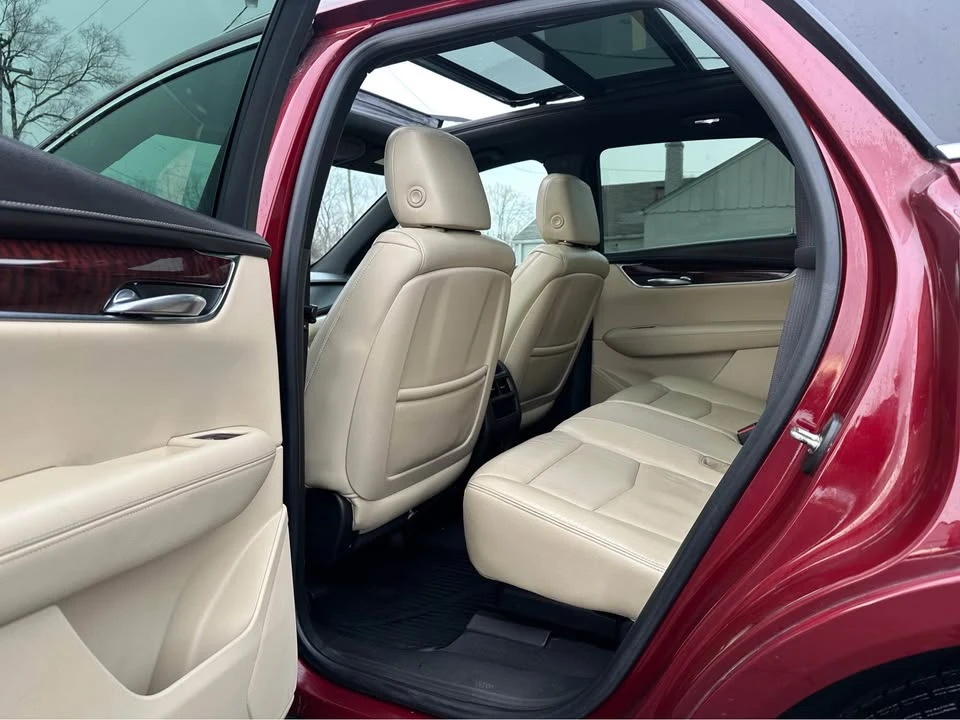 2017 Cadillac XT5 - Image 10 of 19