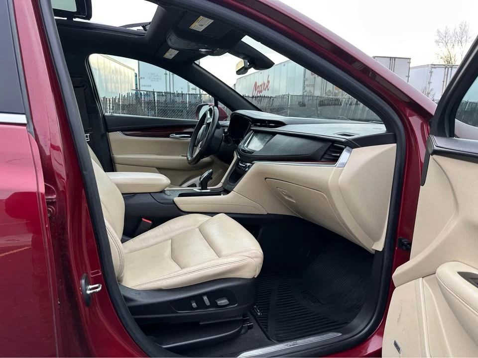 2017 Cadillac XT5 - Image 12 of 19