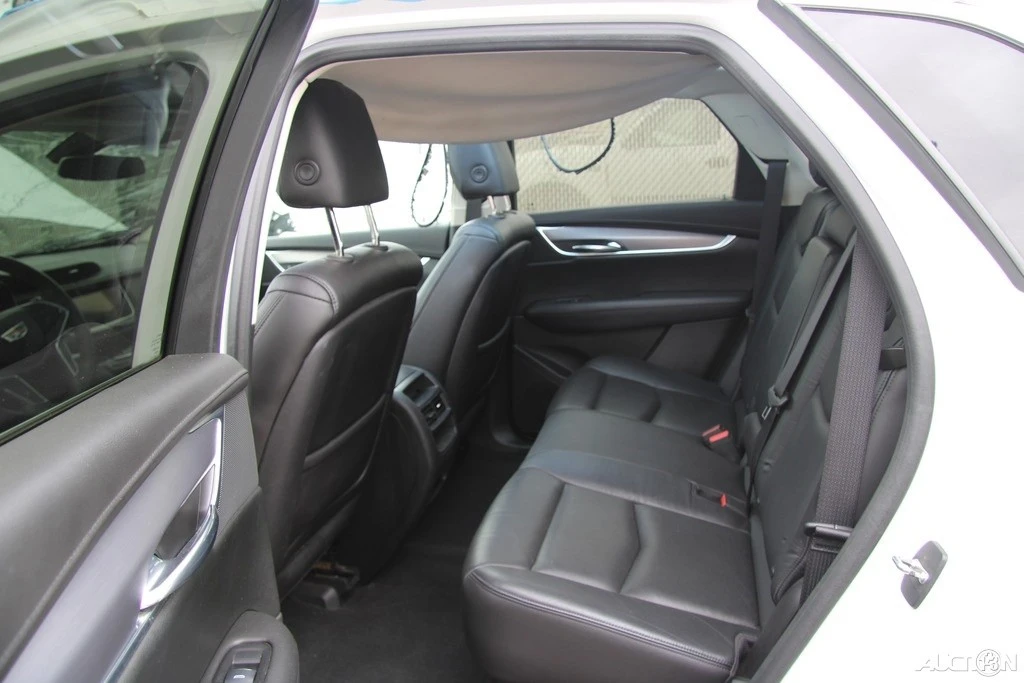 2017 Cadillac XT5 - Image 20 of 21
