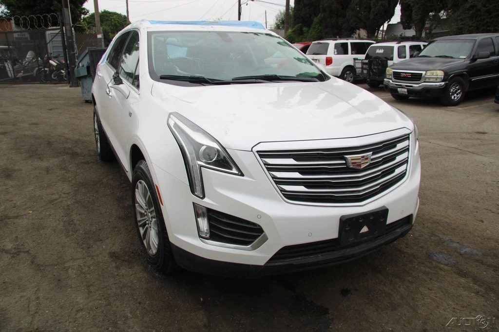 2017 Cadillac XT5 - Image 10 of 21