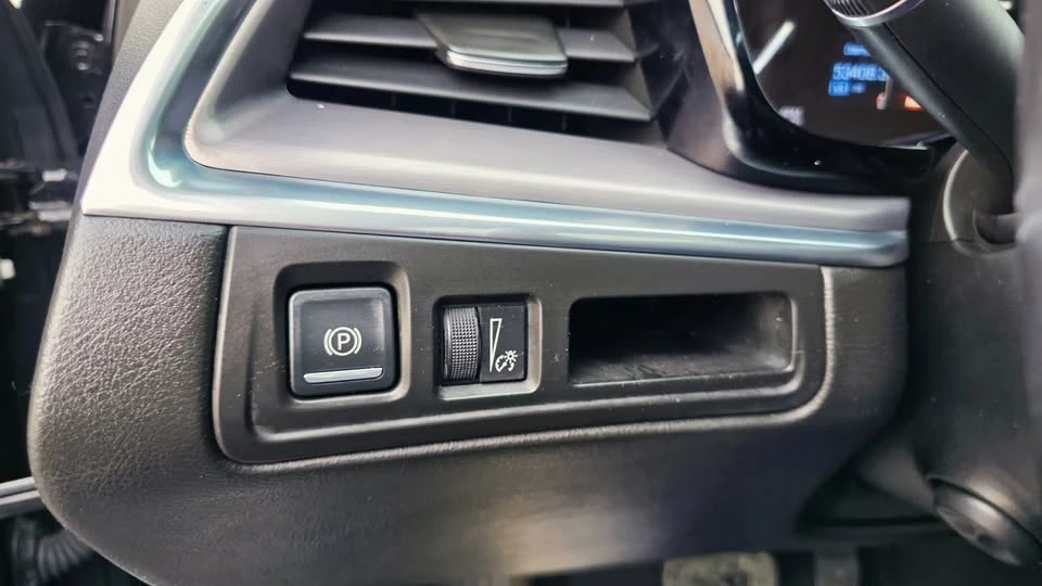 2017 Cadillac XT5 - Image 15 of 19