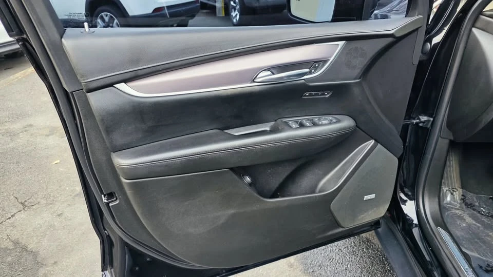 2017 Cadillac XT5 - Image 9 of 19