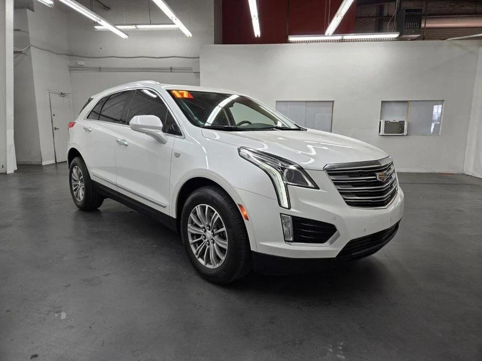 2017 Cadillac XT5 - Image 3 of 20