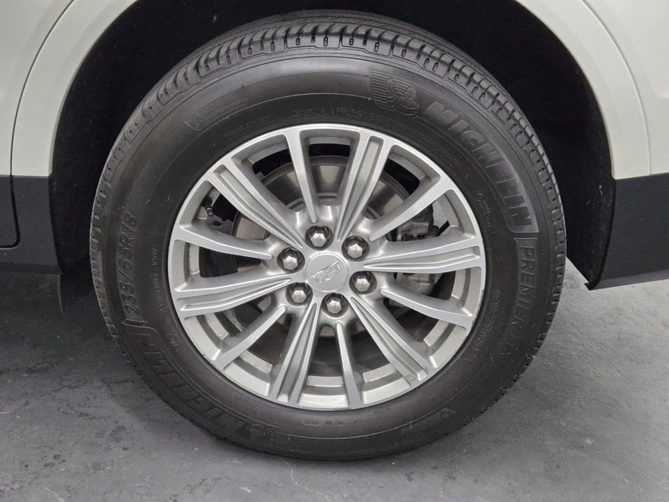 2017 Cadillac XT5 - Image 5 of 12
