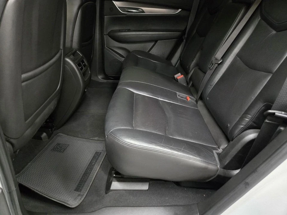 2017 Cadillac XT5 - Image 9 of 12
