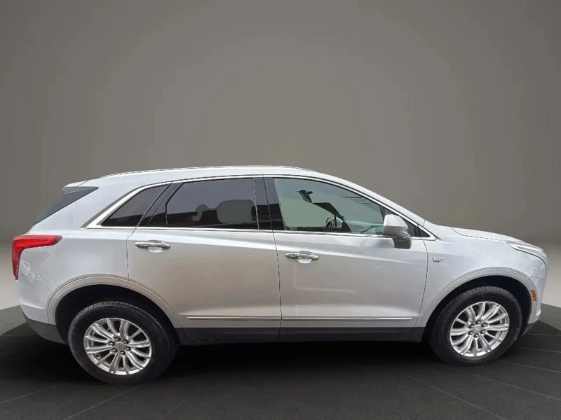 2017 Cadillac XT5 - Image 4 of 12