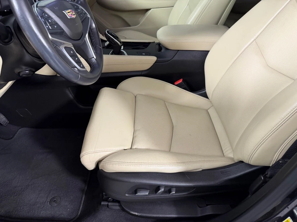 2017 Cadillac XT5 - Image 12 of 21